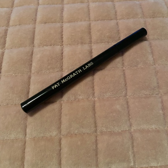 New! 🎉SALE Pat McGrath Labs liquid eyeliner - Picture 4 of 6